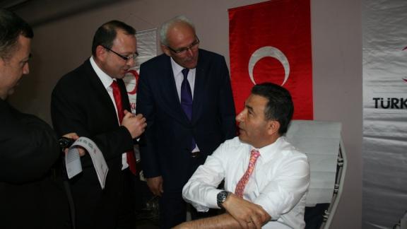 Mamak İlçe Milli Eğitim Müdürlüğü´nden Kan Bağışı Kampanyası