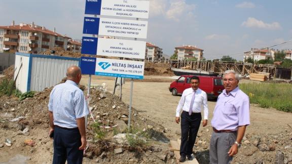 İlçe Milli Eğitim Müdürümüz Sayın Rahmi Güney inşaatı devam eden Kıbrıs Köyü Ortaokulunu  gezdi.