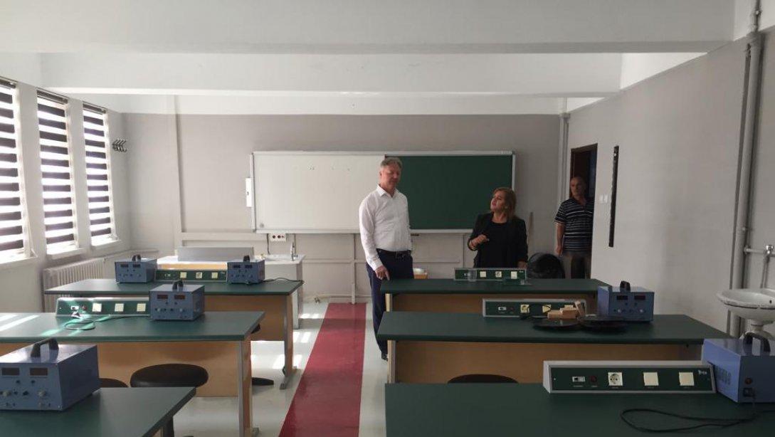 İlçe Milli Eğitim Müdürümüz Mustafa ÖZEL' in Okul Ziyaretleri