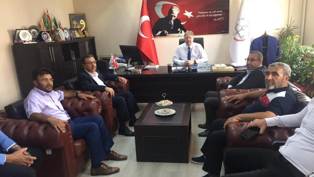 Mamak Çorumlular Derneği Başkanı ve Dernek Üyeleri Müdürümüz Mustafa Özel' i Ziyaret Etti