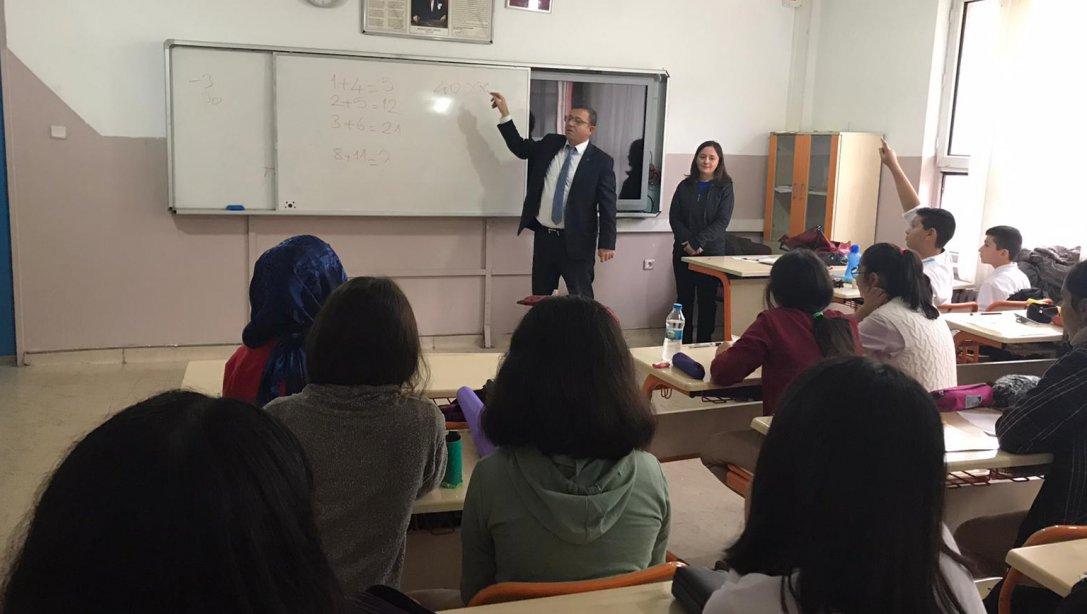 KAYMAKAMIMIZ OKUL ZİYARETİ GERÇEKLEŞTİRDİ