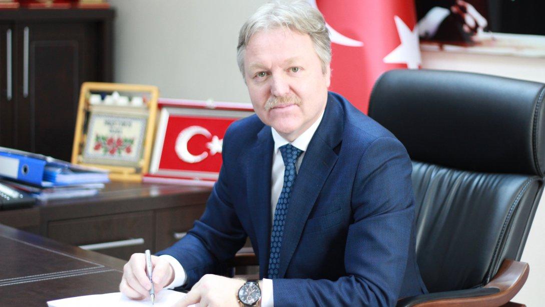 İlçe Milli Eğitim Müdürümüz Mustafa ÖZEL'in 24 Kasım Öğretmenler Günü Mesajı.