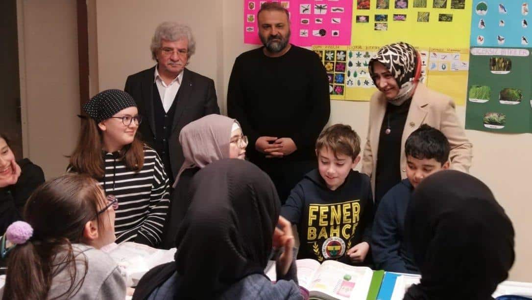 İlçe Millî Eğitim Müdürümüz Sayın Elif Özbek, Şehit Mekan Şahin İmam Hatip Ortaokulunu Ziyaret Etti