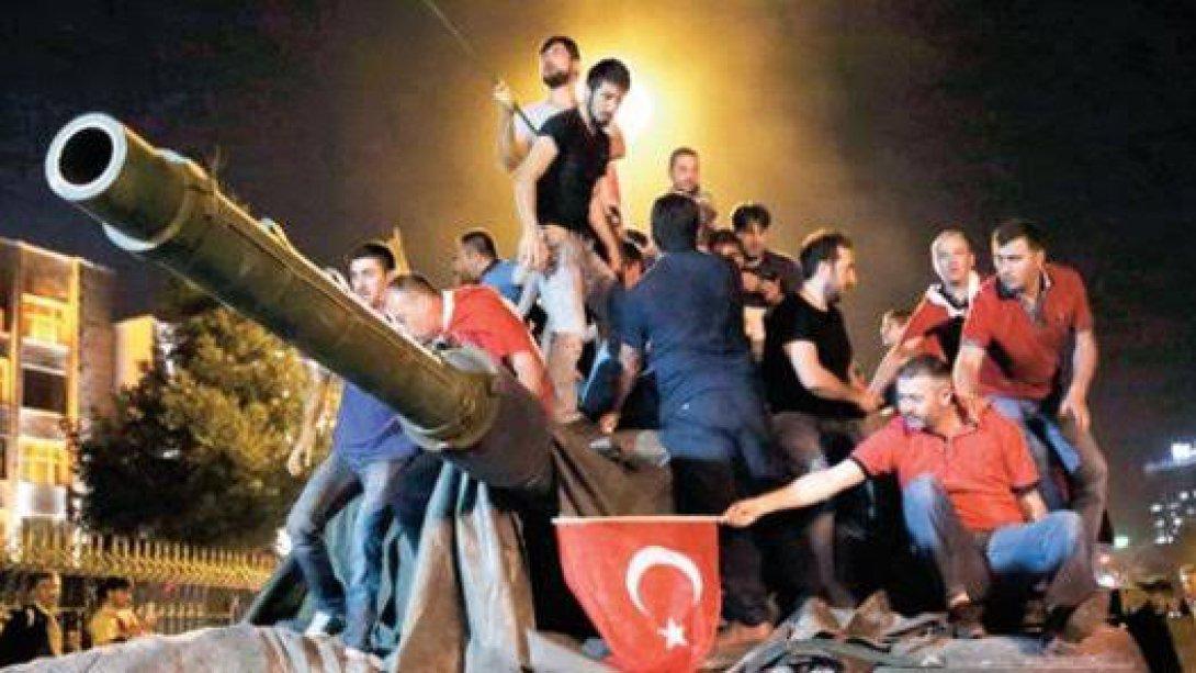 İlçe Millî Eğitim Müdürümüz Mustafa ÖZEL'in 15 Temmuz Demokrasi ve Millî Birlik Günü Mesajı 