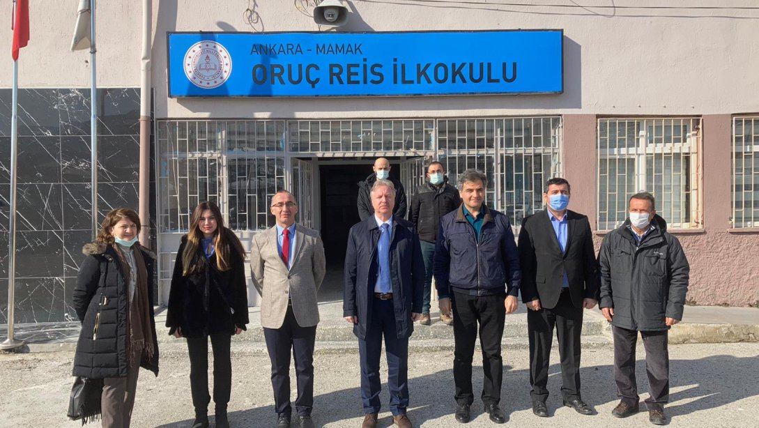 İlçe Milli Eğitim Müdürümüz Sn Mustafa ÖZEL Okul ziyaretleri kapsamında Oruç Reis ilkokulunu ziyaret etti.