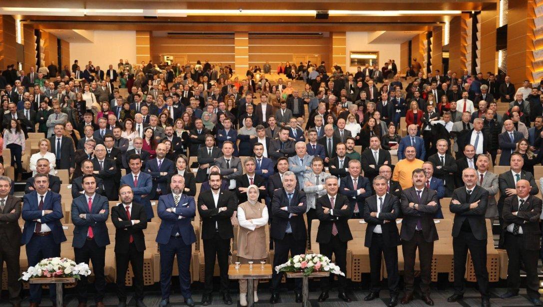 İlçe Millî Eğitim Müdürümüz Sayın Elif Özbek, TEKNOFEST 2024 Havacılık, Uzay ve Teknoloji Konferansına Katıldı 