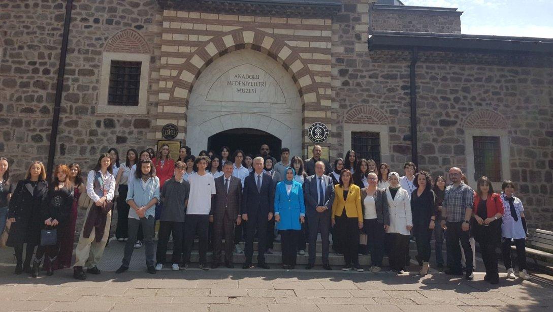 Mimar Sinan Güzel Sanatlar Lisesinin Hazırlamış Olduğu Sene Sonu Resim ve Heykel Sergisi