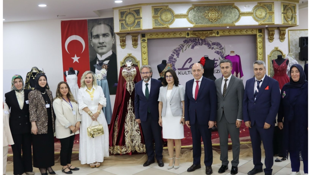 Köklerden Geleceğe Anadolu Sergisi